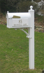 Deluxe Whitehall Mailbox